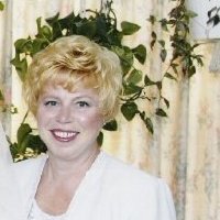 Lorraine Schmidt Photo 4