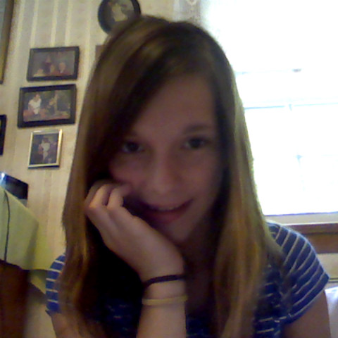 Hannah Combs Photo 35