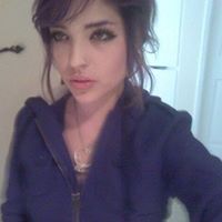 Alicia Larkin Photo 10