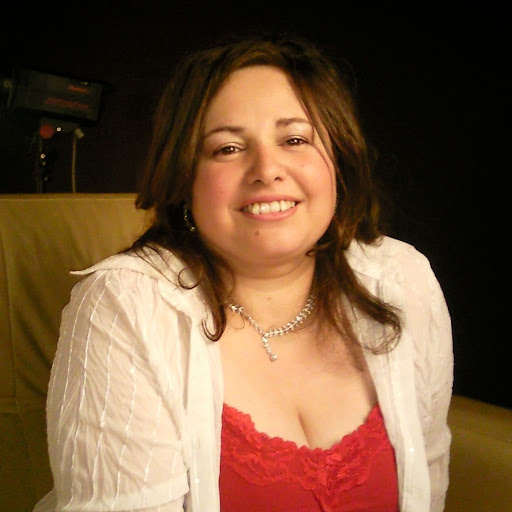 Elisa Santos Photo 19