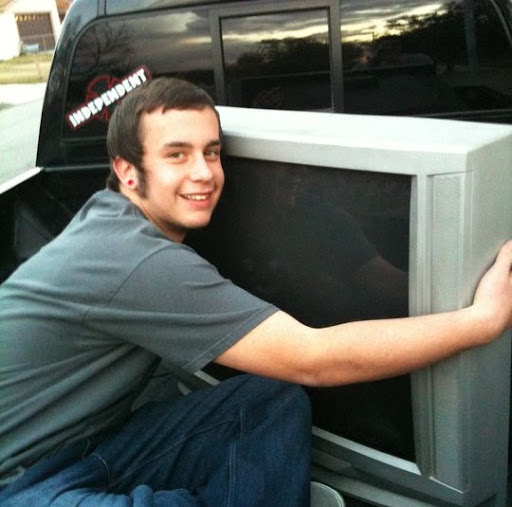 Donovan Miller Photo 25