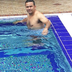 Edgar Salinas Photo 17