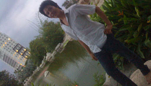 Quoc Trinh Photo 25