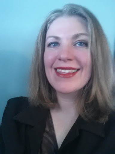 Laura Hardy Photo 34