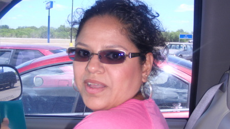 Elsa Garcia Photo 39