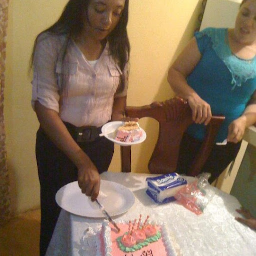Isabel Reyes Photo 24