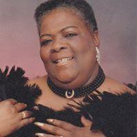 Judith Hall Photo 32