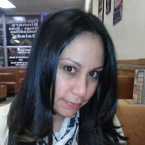 Erica Estrada Photo 28