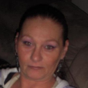 Linda Hardy Photo 32