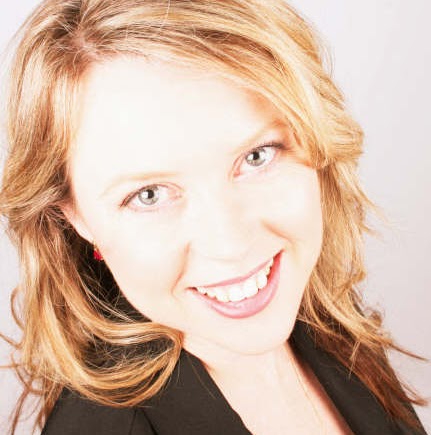 Natasha Reynolds Photo 34