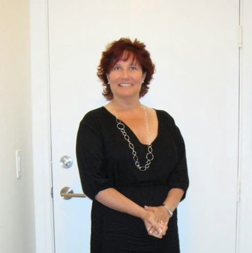 Connie Sargent Photo 7