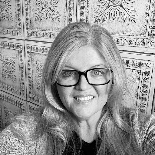 Colleen Armstrong Photo 36