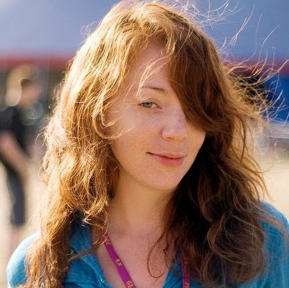 Melissa Bradshaw Photo 29