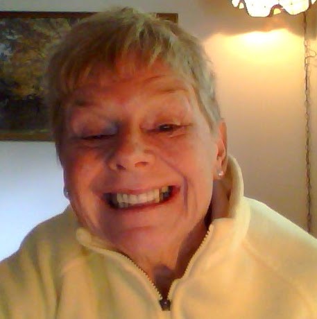 Elizabeth Christian Photo 32