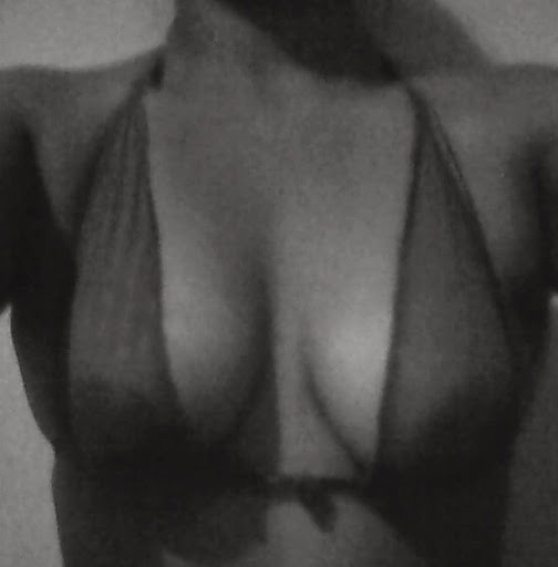 Liz Juarez Photo 35