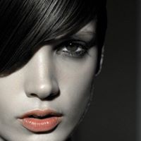 Sara Lockwood Photo 24