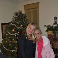 Amy Douglas Photo 34