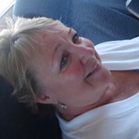 Connie Benton Photo 28