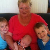 Julie Lightfoot Photo 24
