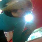Katie Gold Photo 5