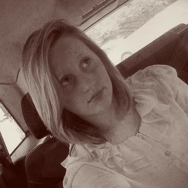 Bobbie Baines Photo 2