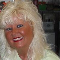 Anne Caldwell Photo 27
