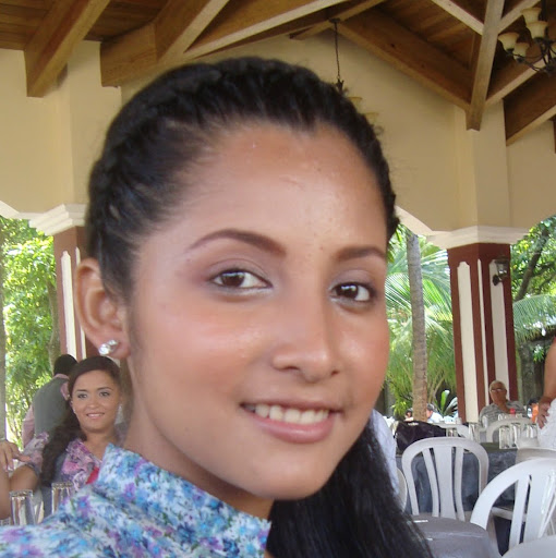 Sandra Vega Photo 18
