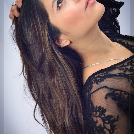 Maria Roldan Photo 6