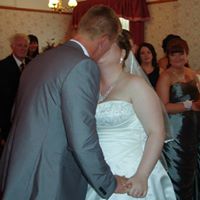 Louise Parnell Photo 11