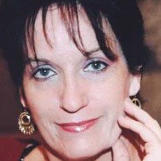Rhonda Robbins Photo 18