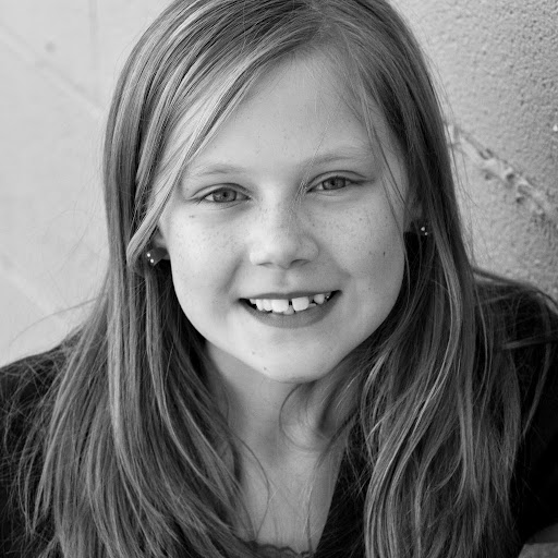 Renee Parsons Photo 38