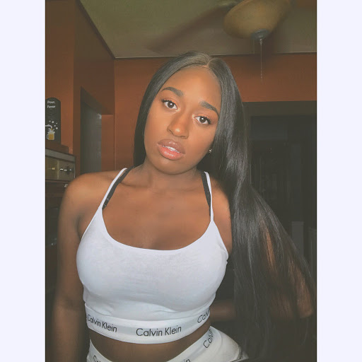 Madison Jones Photo 22