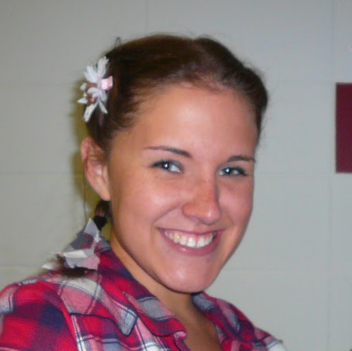 Joanna West Photo 14