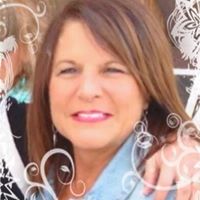 Lisa Welch Photo 18