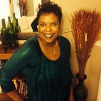 Della Thomas Photo 38