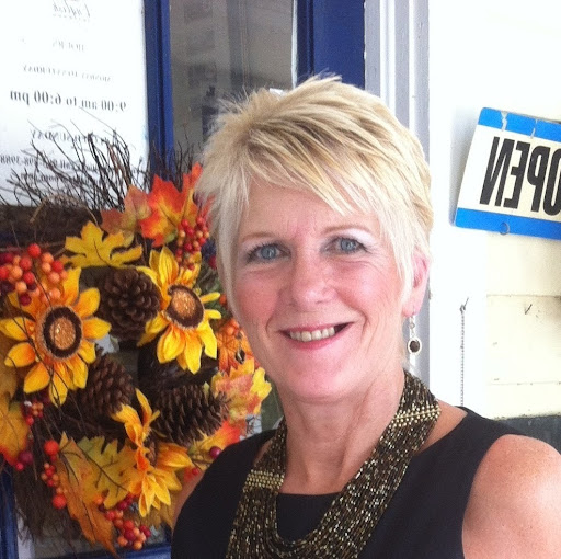 Monica Shaw Photo 41
