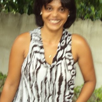 Sandra Santos Photo 4
