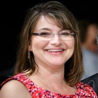 Stephanie Todd Photo 37
