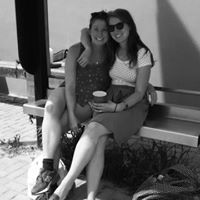 Laura Langley Photo 33