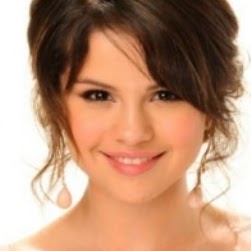 Ava Robinson Photo 12