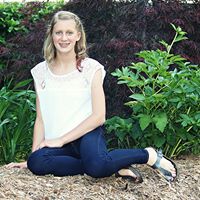 Maggie Mckee Photo 30
