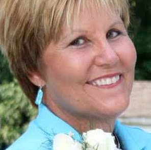 Lisa Winslow Photo 8