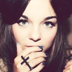 Cecilia Saenz Photo 24