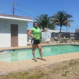 Clara Aguilar Photo 9