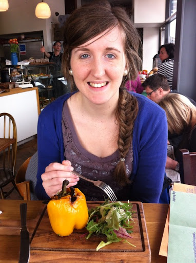 Joanna Edwards Photo 36