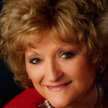 Debra Schultz Photo 37