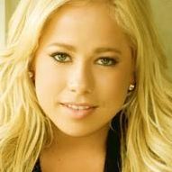 Leah Curtis Photo 18