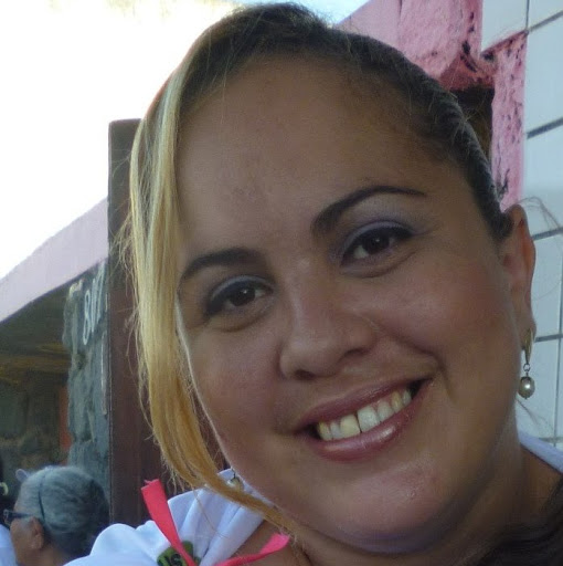 Paula Soares Photo 36