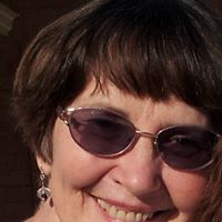 Connie Watts Photo 15