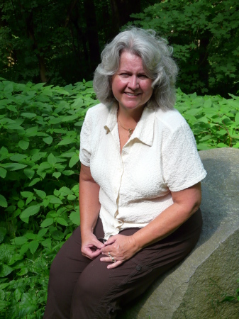 Lois Phillips Photo 13